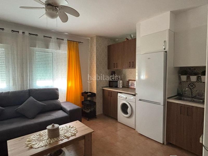 Foto d86355e8-85f0-4a2e-bfe7-65218fb6b928. Piso  reformado con vistas al mar en playa de Garrucha Garrucha