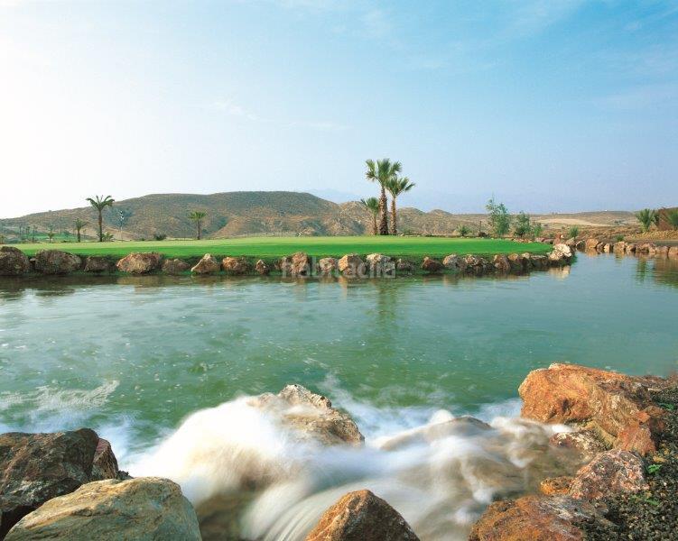 Foto 137a864d-0738-4a57-8cfe-ff1fe41e86f1. Piso bonito ático dúplex con vistas panorámicas al campo de golf y al mar en Vera