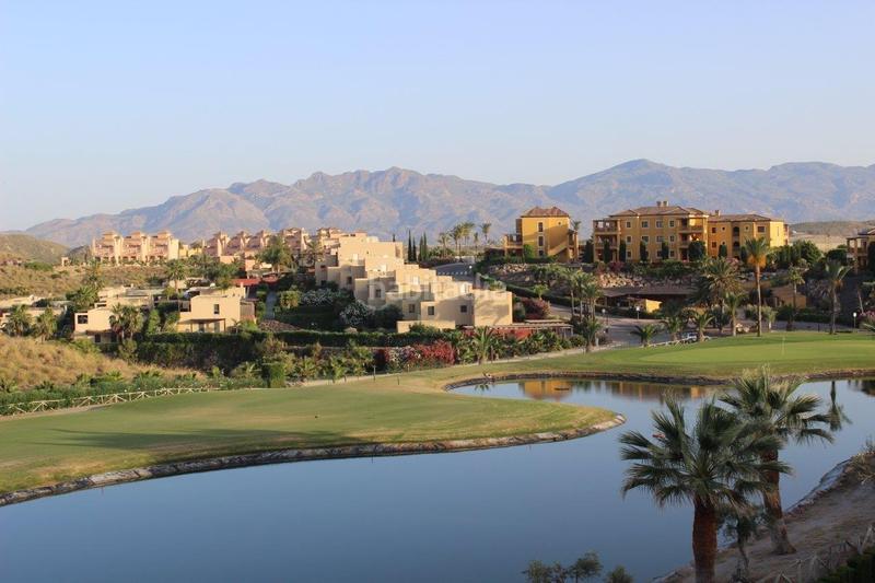 Foto 8110689c-cdac-4323-ac0f-91e8f1a9db8e. Piso bonito ático dúplex con vistas panorámicas al campo de golf y al mar en Vera