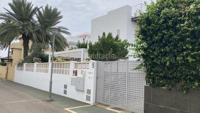 Foto f043f7cb-807f-44f5-8888-2d7b931042b8. Affitto casa con piscina in Puerto Rey Vera