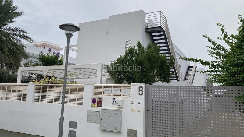 Foto 54ba69e5-b860-418e-a67a-1766936ff315. Lloguer casa amb piscina a Puerto Rey Vera