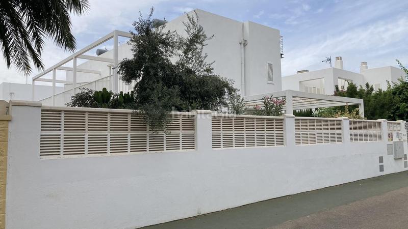 Foto 7d38044a-dd6c-436f-beb2-41e5b09e5383. Rent house with pool in Puerto Rey Vera