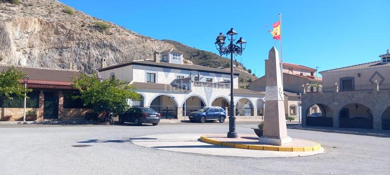 Foto 4dfa6a12-0ee6-4b57-9df1-1245ced9b06d. Casa con parcheggio in Somontín