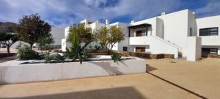 Apartament  Califato. Piso de diseño en playa macenas