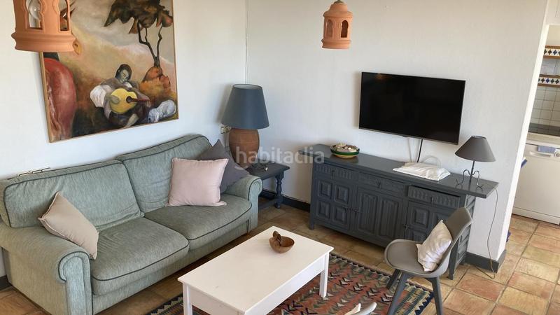 Foto 0140ec66-f829-440a-ad9c-b60292722edf. Lloguer apartament amb piscina a Puerto Rey Vera