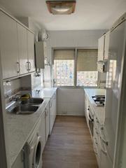Pis a Marco antonio 1. Piso en venta en montequinto, 3 dormitorios.