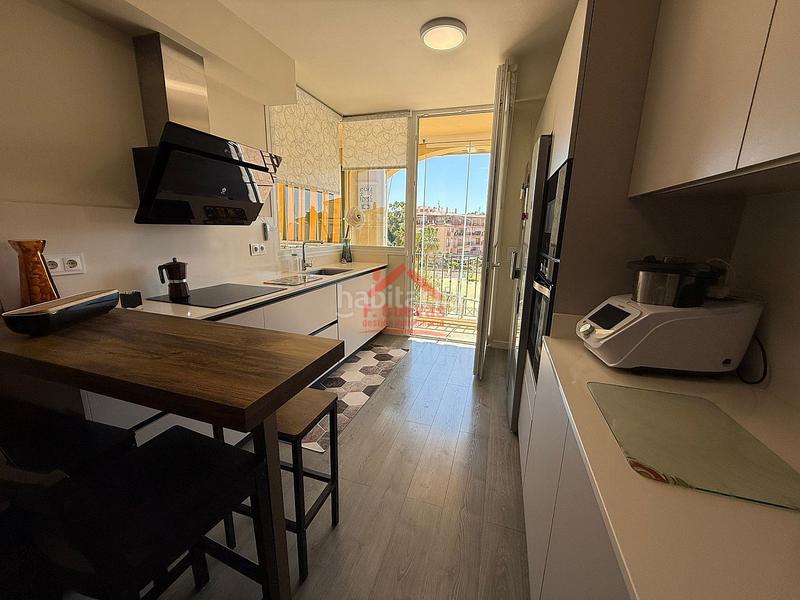 Foto 21811b72-2fe9-4e52-8ed0-26731415f32a. Apartamento piso en mezquitilla playa. en Algarrobo pueblo Algarrobo