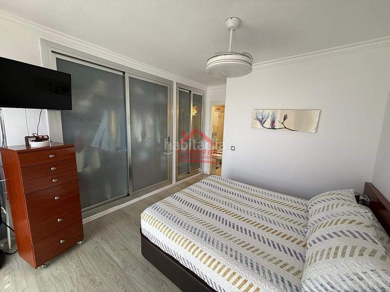 Foto b1a9207e-b30e-4ef9-b4b0-58febdf38851. Appartement mit parking pool in Centro Torre del Mar