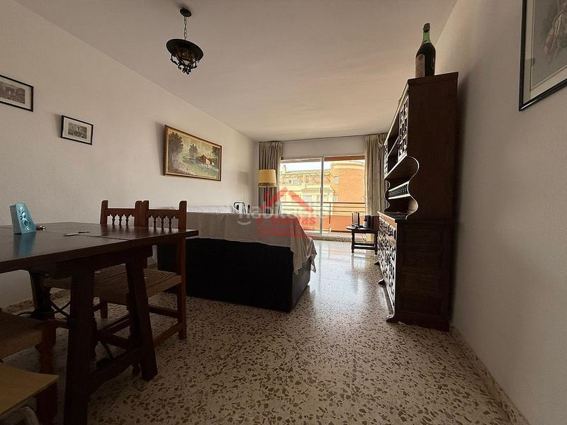 Foto 583ee301-9523-4297-a37d-d5baab353917. Piccolo appartamento con parcheggio piscina in Centro Torre del Mar
