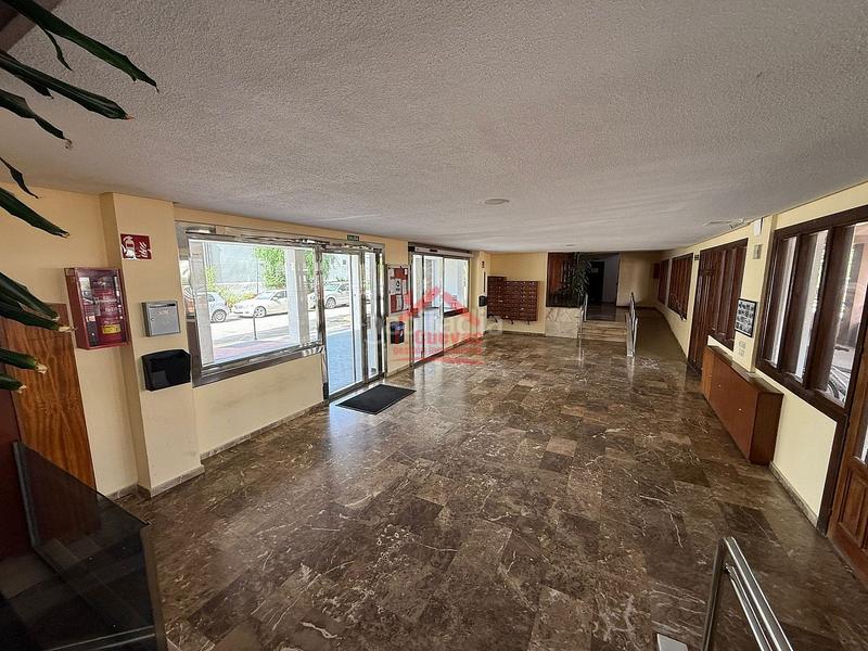 Foto 806c0f54-2786-42ce-a0ee-ba7b389d8a54. Piccolo appartamento con parcheggio piscina in Centro Torre del Mar