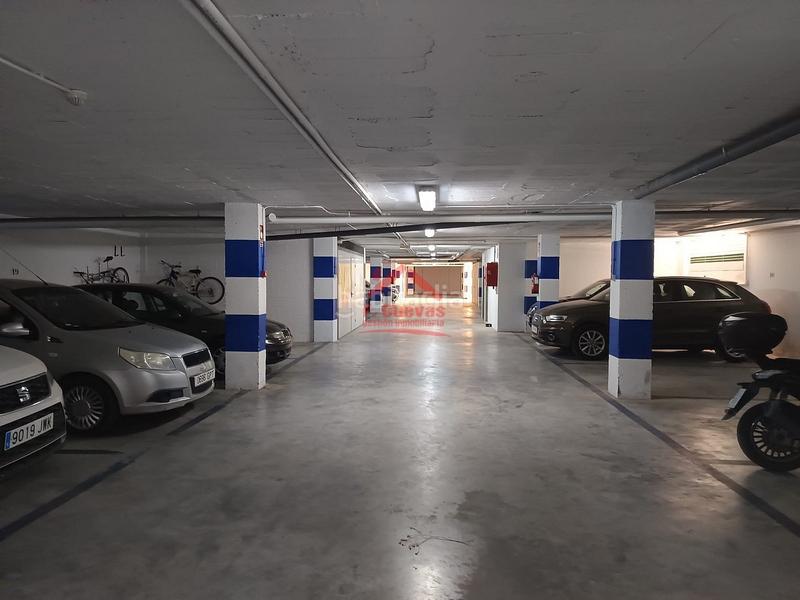 Foto f1f27d9d-25d5-4e2a-bfff-1f98a3e76d4f. Posto auto in Centro Torre del Mar