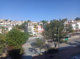 Appartement à Centro. Piso reformado en torre del mar