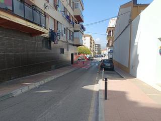 Pis a Camino Algarrobo - Las Arenas. Magnífico local en venta en pleno centro de vélezmálaga