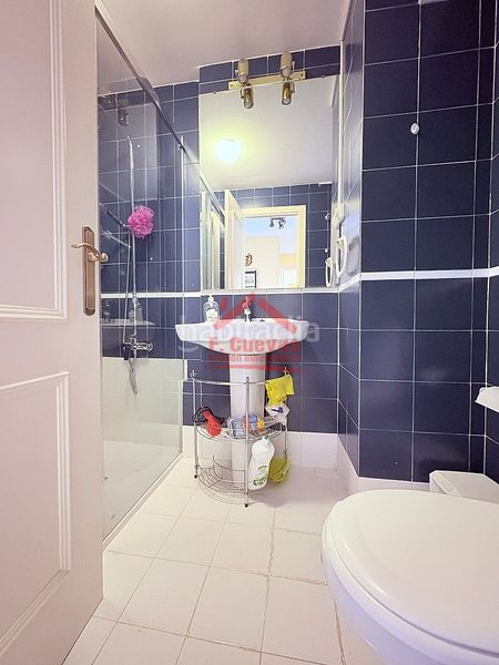 Foto 43a9d3eb-bb33-48aa-97e5-fc6fd74251e9. Apartament amb calefacció aparcament piscina a Paseo Marítimo de Levante Torre del Mar