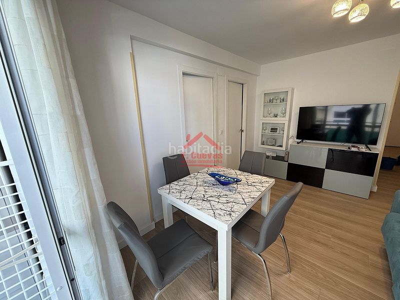 Foto 27502526-aea9-4e1a-b64a-054551960812. Apartamento magnífico piso completamente reformado en pleno Centro en Torre del Mar