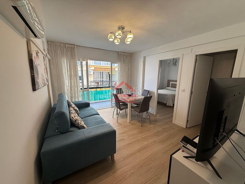 Foto 4405b2c9-08fd-428e-8f32-647bb42962d9. Apartamento magnífico piso completamente reformado en pleno Centro en Torre del Mar