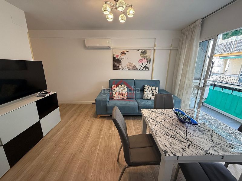 Foto cc122715-e32a-45fe-8df7-8e1b1f0975a5. Apartamento magnífico piso completamente reformado en pleno Centro en Torre del Mar