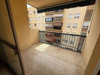 Apartament a Centro. Magnífico piso en pleno centro de torre del mar