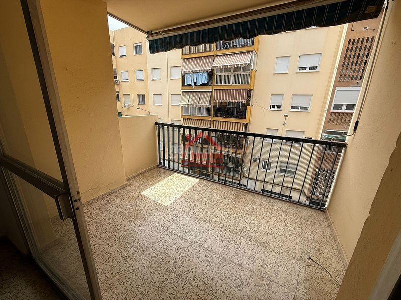 Foto 7e0ab948-48e0-42a0-bbe2-1b9d24382921. Apartament a Centro Torre del Mar