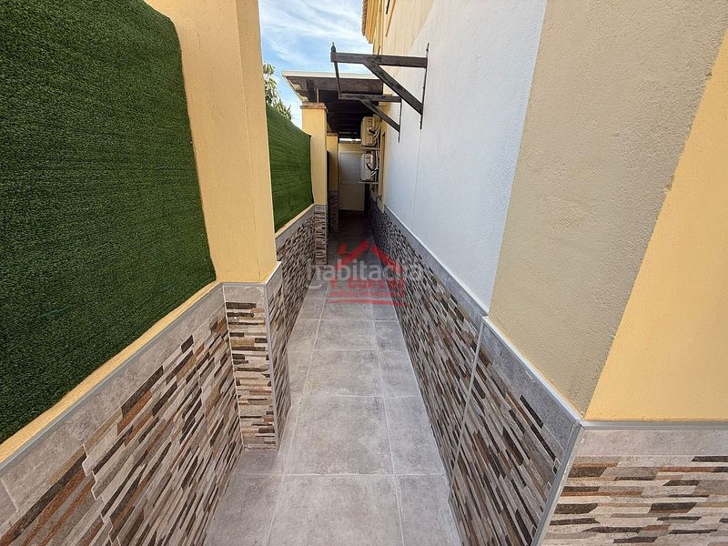 Foto 57edfa71-ca7e-4959-86e0-6bc0aeb04ddd. Apartament amb calefacció piscina a El Limonar Vélez - Málaga