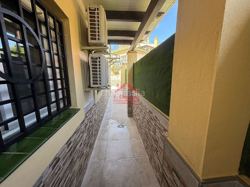 Foto f52dd070-3de0-4327-bd41-21ab9100f968. Apartament amb calefacció piscina a El Limonar Vélez - Málaga