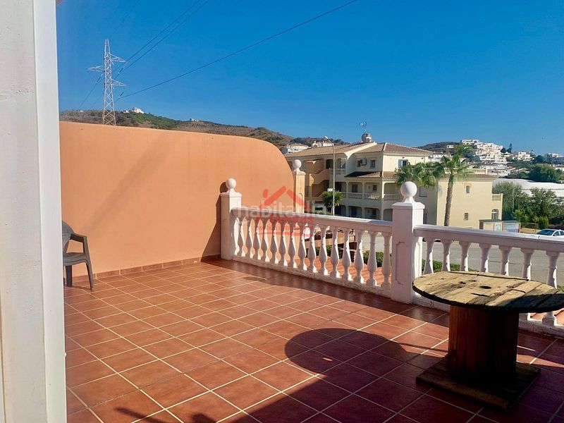 Foto 04e78934-b919-4f14-b4a1-9d3b85853ec5. Casa adossada amb calefacció aparcament piscina a Torrox