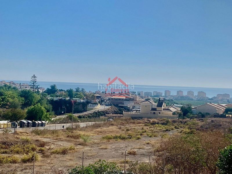 Foto a08de12d-83b2-4b62-ba5c-233229c85e8a. Casa adossada amb calefacció aparcament piscina a Torrox