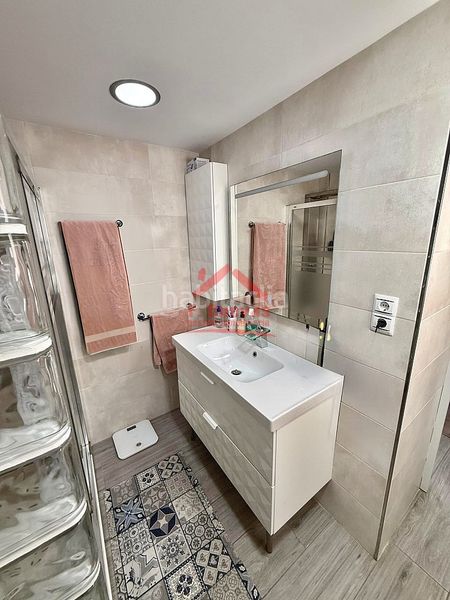 Foto 20cb13d9-30fd-45bb-8a1d-424260fb8de3. Apartament amb calefacció aparcament a Poniente-Faro Torre del Mar