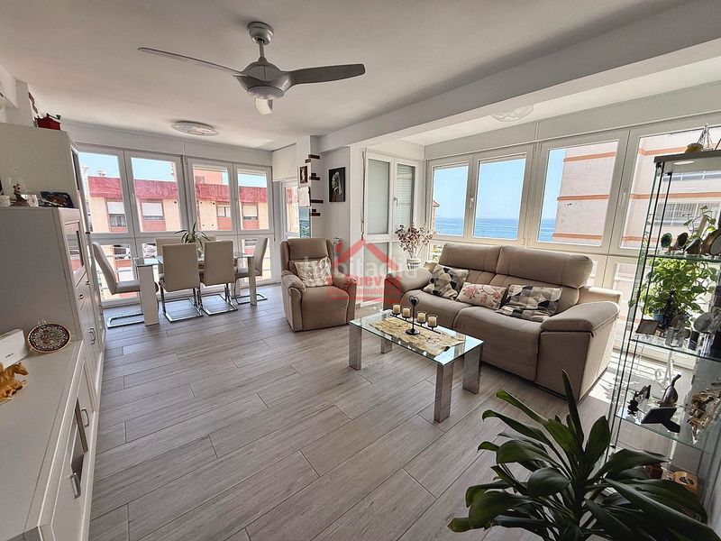 Foto 2d8f00f5-ed78-4d9e-b5e4-694ffc5d0ab1. Apartament amb calefacció aparcament a Poniente-Faro Torre del Mar