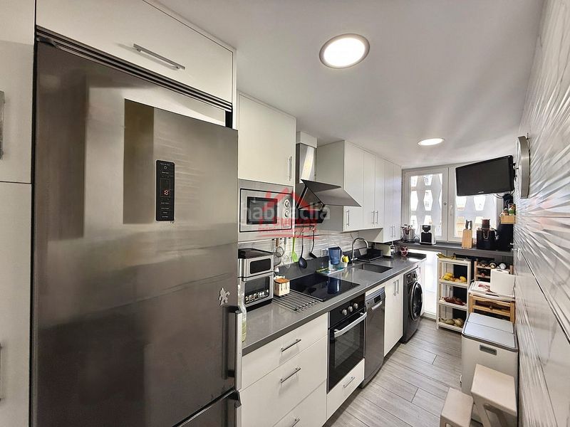 Foto b4305894-0d81-4b2d-b4a6-1a895dc7a0e5. Apartament amb calefacció aparcament a Poniente-Faro Torre del Mar