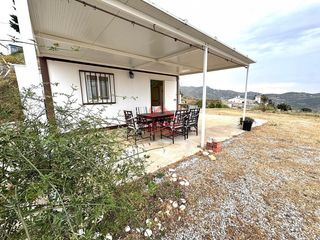 Country house in Algarrobo Pueblo. Casa rural en algarrobo