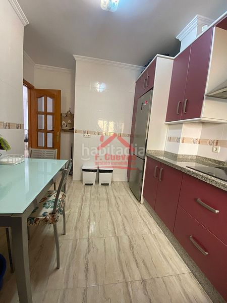 Foto 6428e185-724d-414f-b7c0-a43f9e9a77ad. Apartament amb calefacció a Centro Torre del Mar