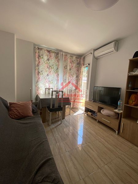 Foto b1fd846f-6fbc-4ecf-8bdc-ad96bac1f997. Apartament amb calefacció a Centro Torre del Mar
