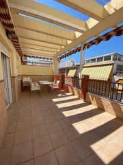Appartement à Centro. Piso en el centro de torre del mar