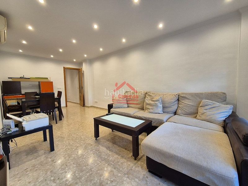 Foto effc09e6-d654-4555-b875-0e03b4926f5e. Apartament amb calefacció piscina a Capuchinos - Los Olivos Vélez - Málaga