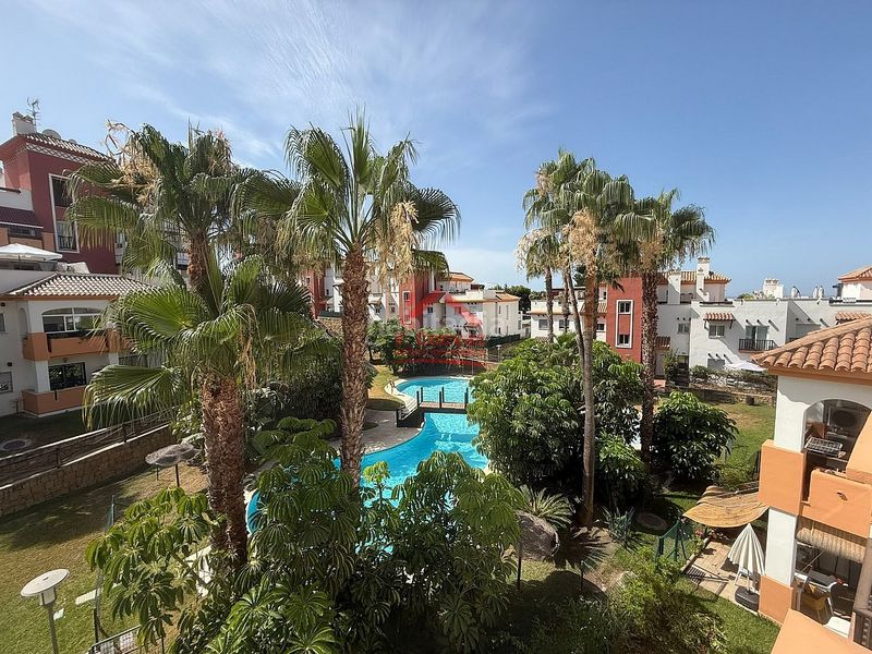 Foto 73add764-3022-4c72-b44f-845d572c1177. Apartament amb calefacció aparcament piscina a El Limonar Vélez - Málaga