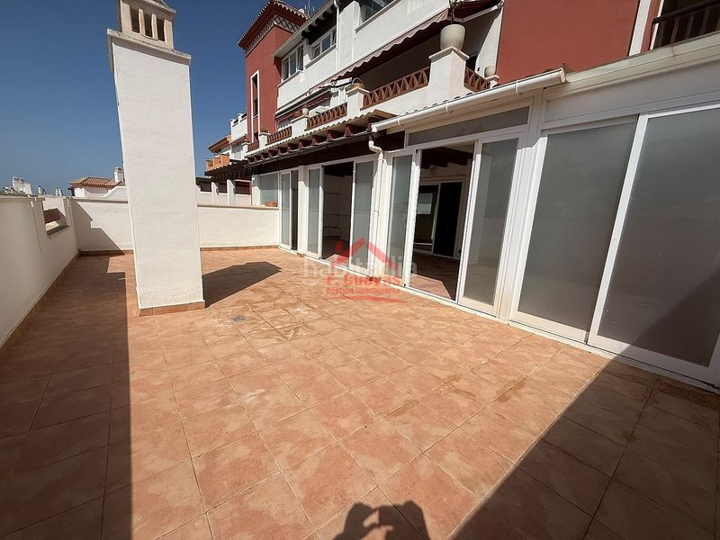 Foto a2d3e87f-0ffe-4dcb-ba2b-f5748eada807. Apartament amb calefacció aparcament piscina a El Limonar Vélez - Málaga