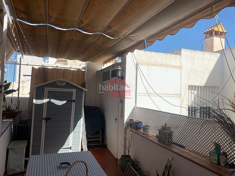 Foto c1ca1035-5138-4a03-be1d-d8e604ca99d0. Àtic a Centro Torre del Mar