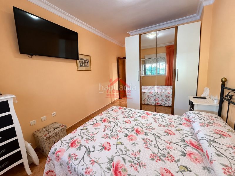 Foto 48e8567d-90ba-4506-945b-85c00313dc1f. Ground floor with parking pool in Centro Torre del Mar