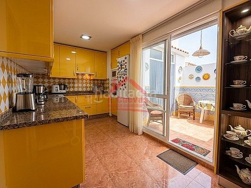 Foto 6ed22edd-9a8c-4ff8-bf9a-e8cc1c60f109. Ground floor with parking pool in Centro Torre del Mar
