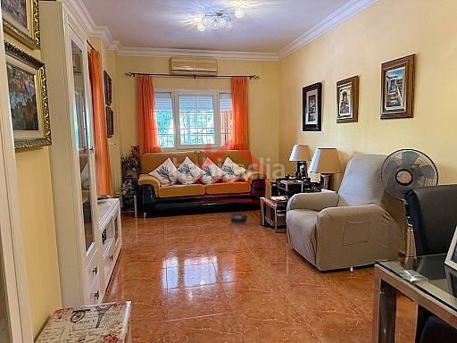 Foto e63a2e43-10e0-4cb1-b9db-b2ecdc304f96. Ground floor with parking pool in Centro Torre del Mar