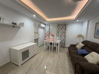 Apartament a Centro. Espectacular piso reformado en el centro de torre del mar