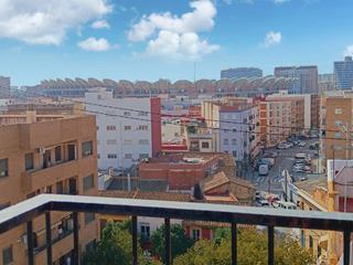 Lloguer Pis a Barrio Benicalap. Imagina despertarte cada mañana con el sol entrando por las vent