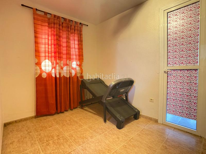 Foto fb76bdf1-4ac4-4831-a38e-a1ea11939e20. Piso en el ejido en Almerimar Ejido (El)