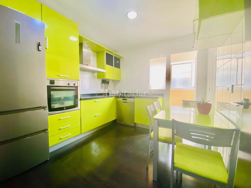 Foto df75c7ef-00c3-47a9-b86c-4e5646362889. Appartamento con piscina in Almerimar Ejido (El)