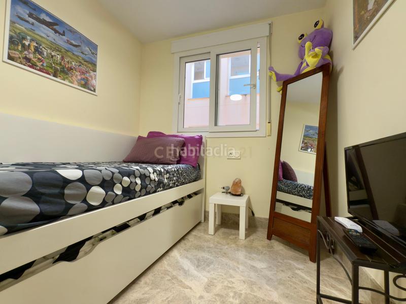 Foto b7684f0a-9bc3-4cfe-96b4-a7510e531399. Appartamento in calle raquero in Almerimar Ejido (El)