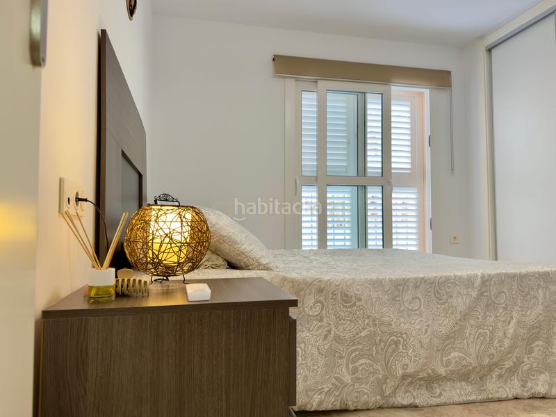 Foto c56da4f9-96a7-438a-8a5b-20c43a6e8433. Appartamento in calle raquero in Almerimar Ejido (El)