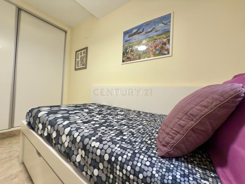 Foto f54abd0b-e14b-4ed5-8ef6-8b3092015040. Piso en calle raquero en Almerimar Ejido (El)