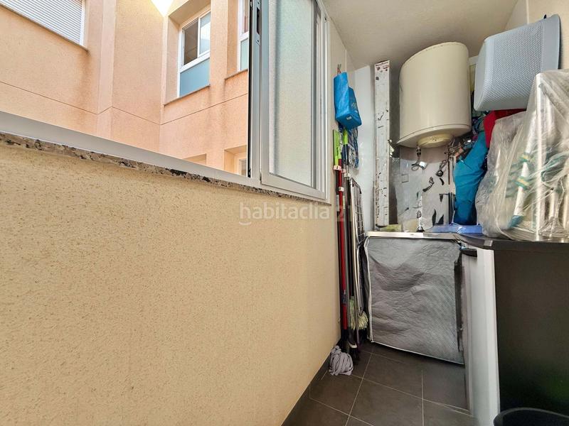 Foto f78ba5c0-7b3a-4ab3-b380-137f1fe2f542. Piso en calle raquero en Almerimar Ejido (El)