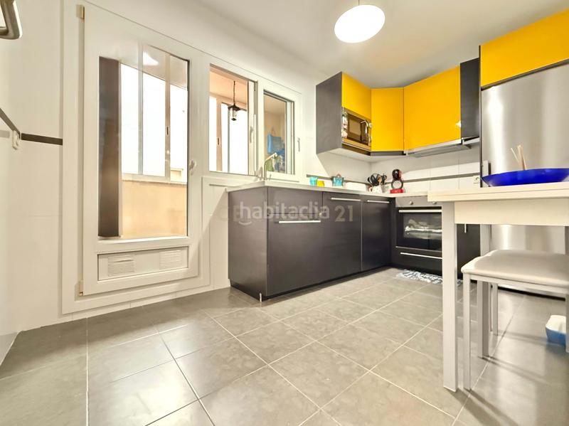 Foto f92158d4-c63d-43e0-9717-60910d360626. Piso en calle raquero en Almerimar Ejido (El)